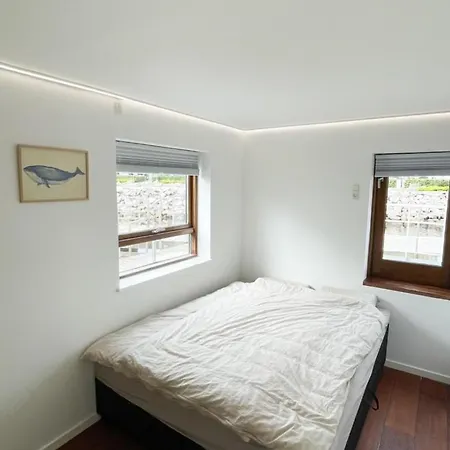 Villaer 5-star Houseboat Of 125 M2 With Its Own Bathing Jetty