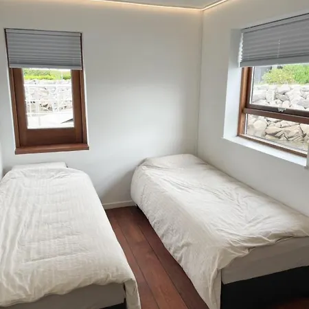 Villaer 5-star Houseboat Of 125 M2 With Its Own Bathing Jetty *