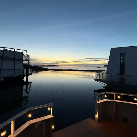 5-star Houseboat Of 125 M2 With Its Own Bathing Jetty Villaer *