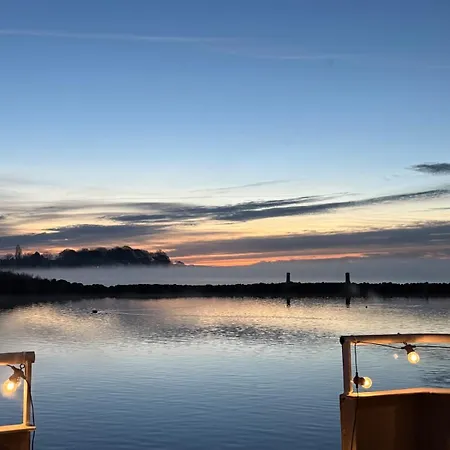 Villaer 5-star Houseboat Of 125 M2 With Its Own Bathing Jetty