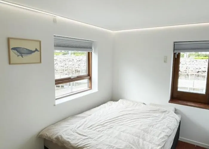 Villa 5-star Houseboat Of 125 M2 With Its Own Bathing Jetty