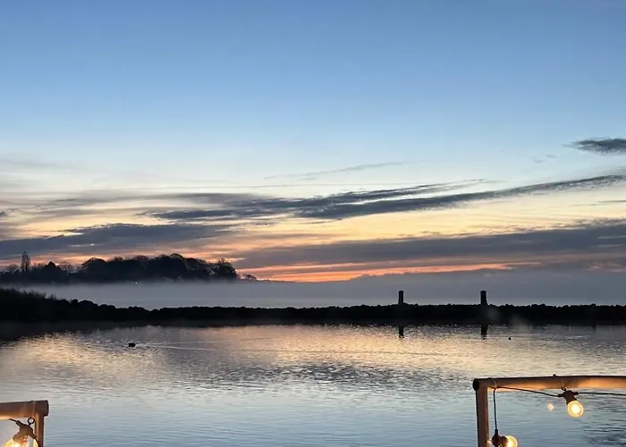 Villa 5-star Houseboat Of 125 M2 With Its Own Bathing Jetty